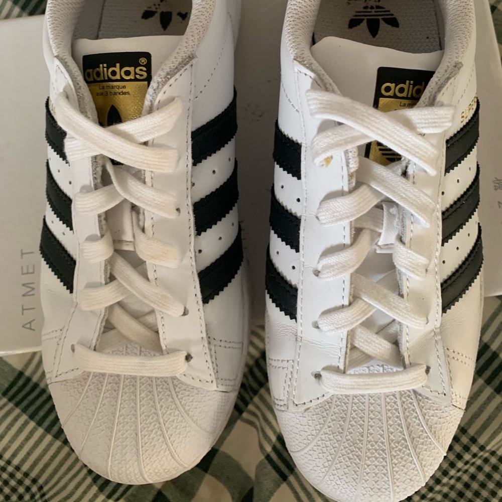 Shelltoe adidas superstar sneakers